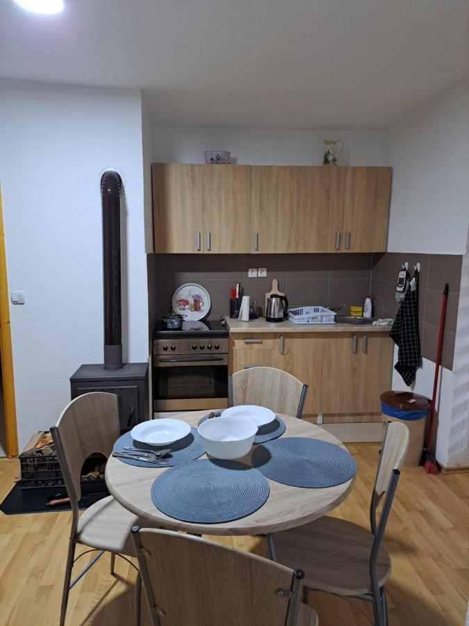 Tratincica Daire Tjentiste Dış mekan fotoğraf